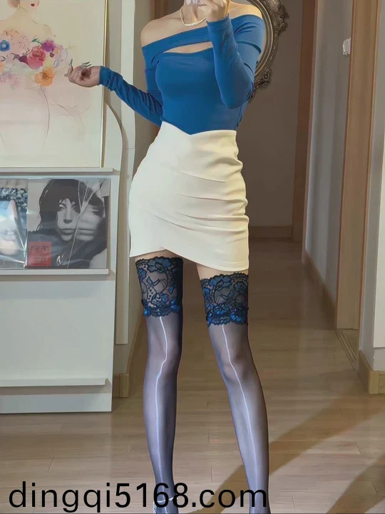广场舞天边的月亮完整版